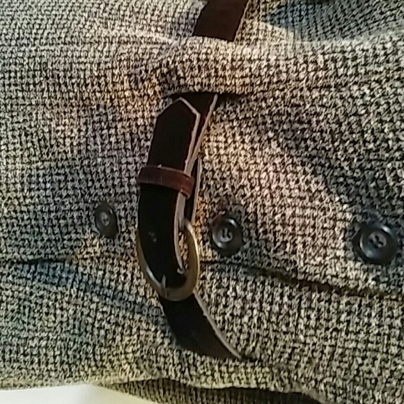 Brown tweeded suit - Picture 3 of 6